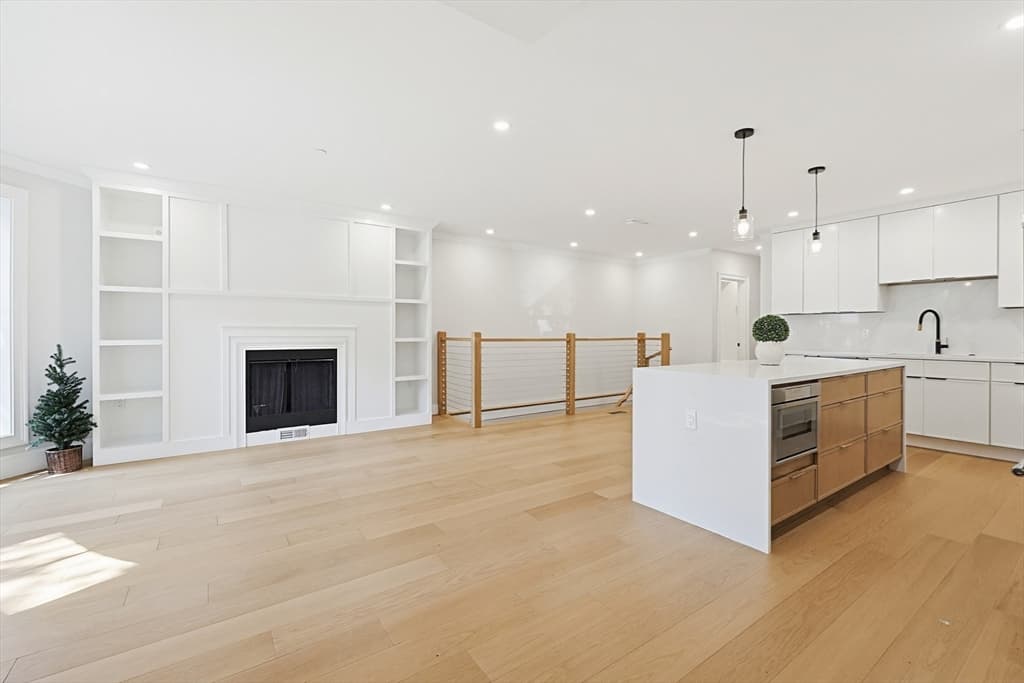 667 Tremont Street # A, Boston MA 02118 photo 7