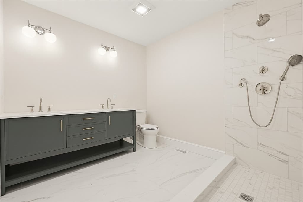 667 Tremont Street # A, Boston MA 02118 photo 18