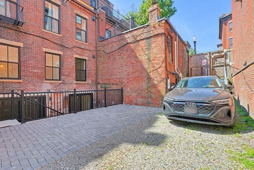 667 Tremont Street # A, Boston MA 02118 photo 37