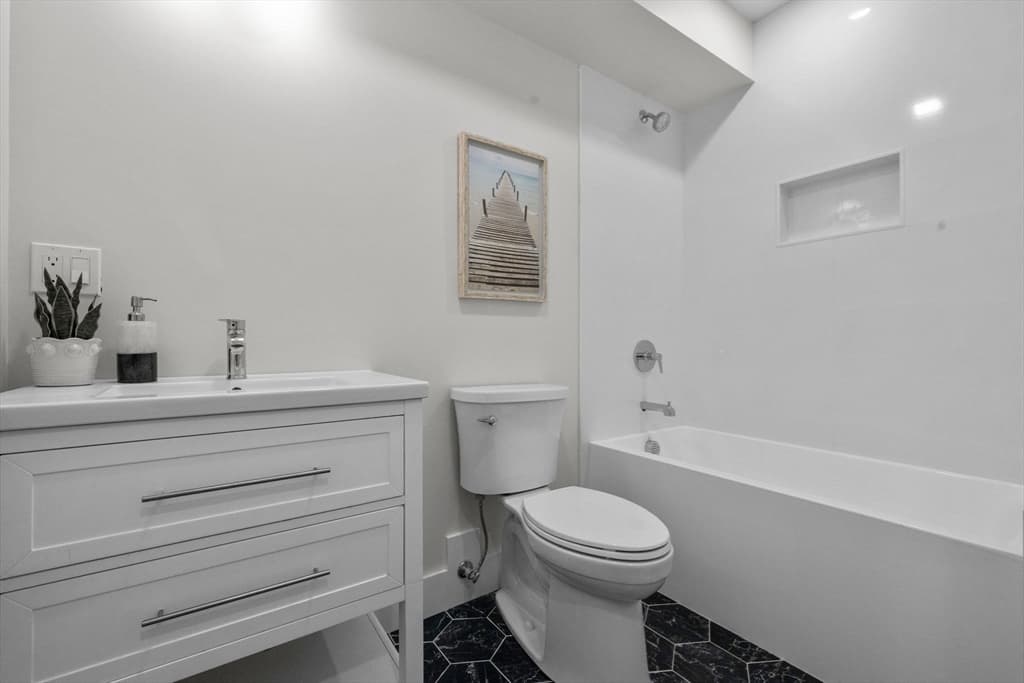 667 Tremont Street # A, Boston MA 02118 photo 25