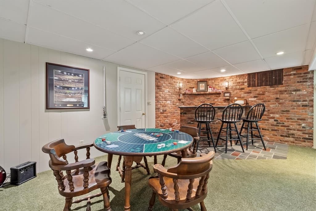 Single Family Residence at 17 Townsend Road, Lynnfield MA 01940, Lynnfield, photo 32 of 42
