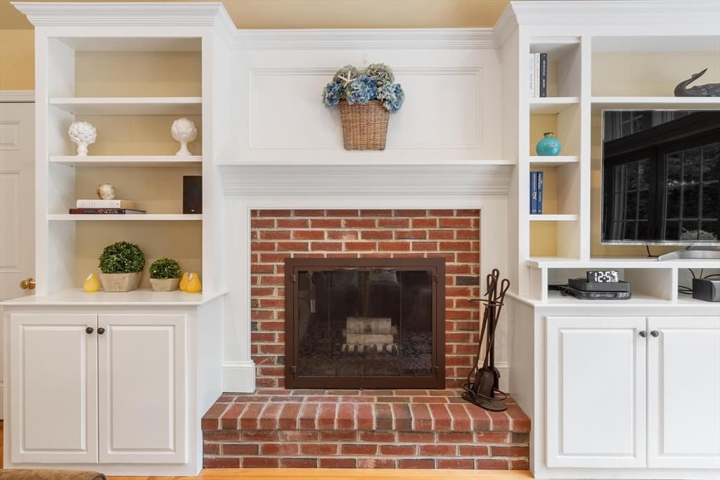 Single Family Residence at 17 Townsend Road, Lynnfield MA 01940, Lynnfield, photo 19 of 42