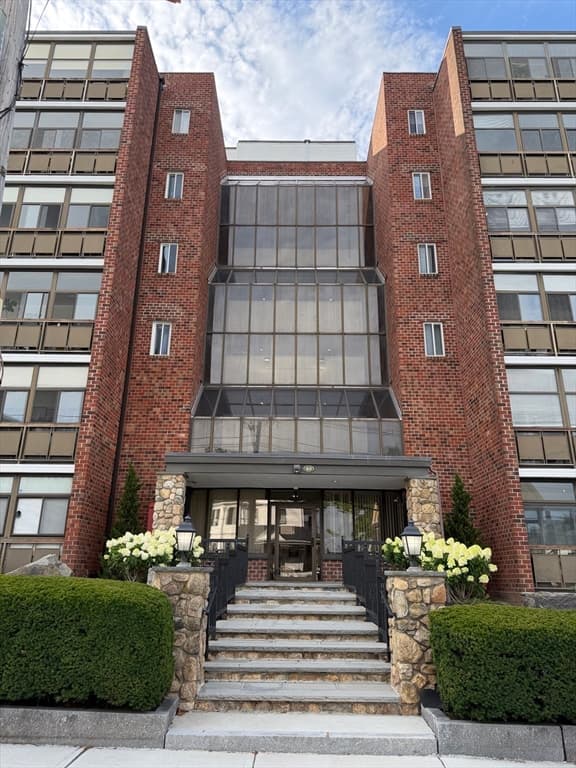 40 Greenleaf Street # 506, Quincy MA 02169