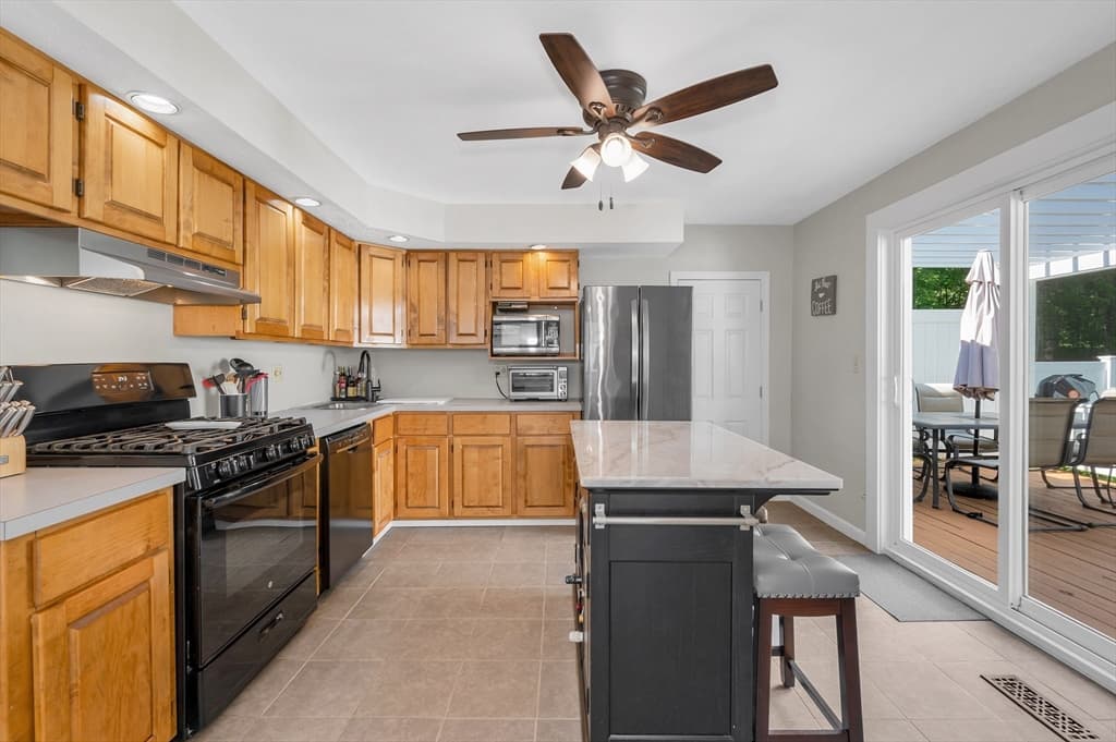 9 Cottage Street, Dracut MA 01826 photo 15