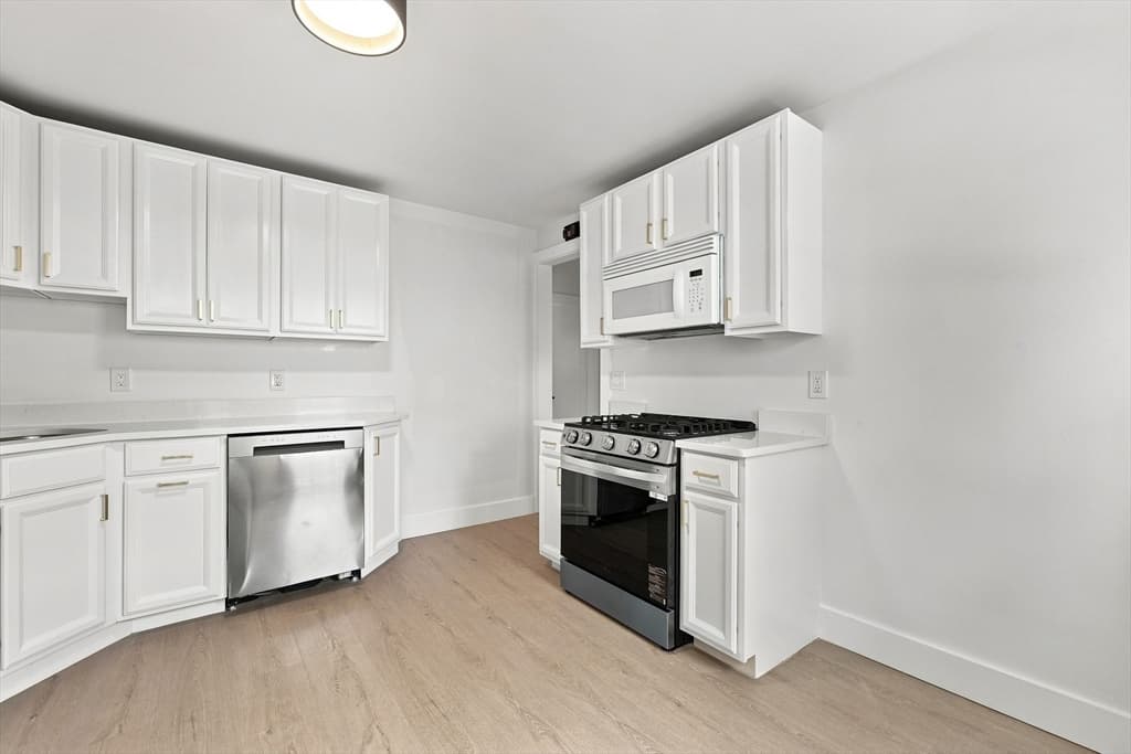 54-56 Alden, Revere MA 02151 photo 5