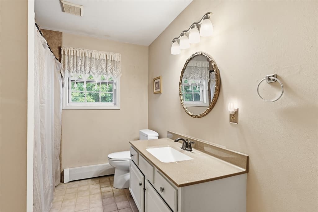 14 Florence Rd, Easthampton MA 01027 photo 20
