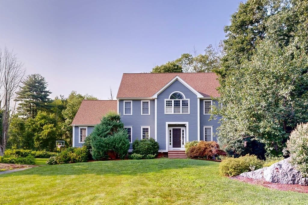 79 Summer St, Walpole MA 02071