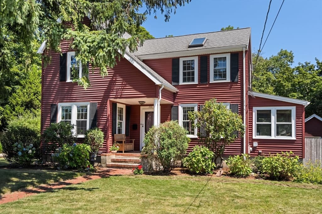 288 Union St, Weymouth MA 02190 photo 2