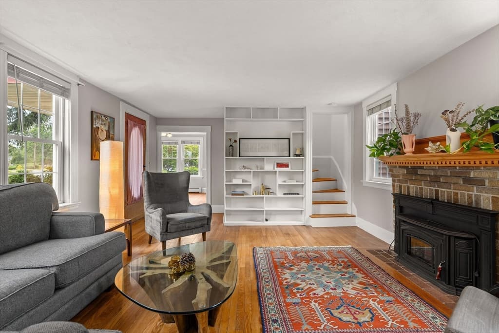 288 Union St, Weymouth MA 02190 photo 5