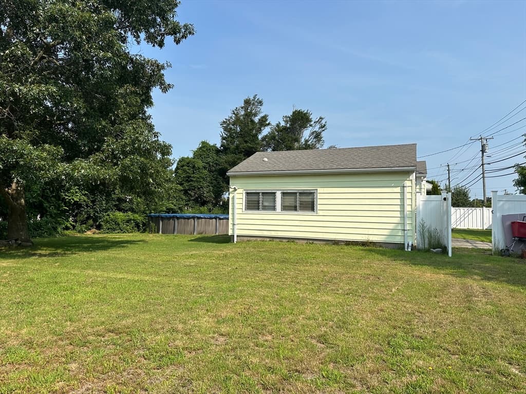 79 Cross Rd., Dartmouth MA 02747 photo 5