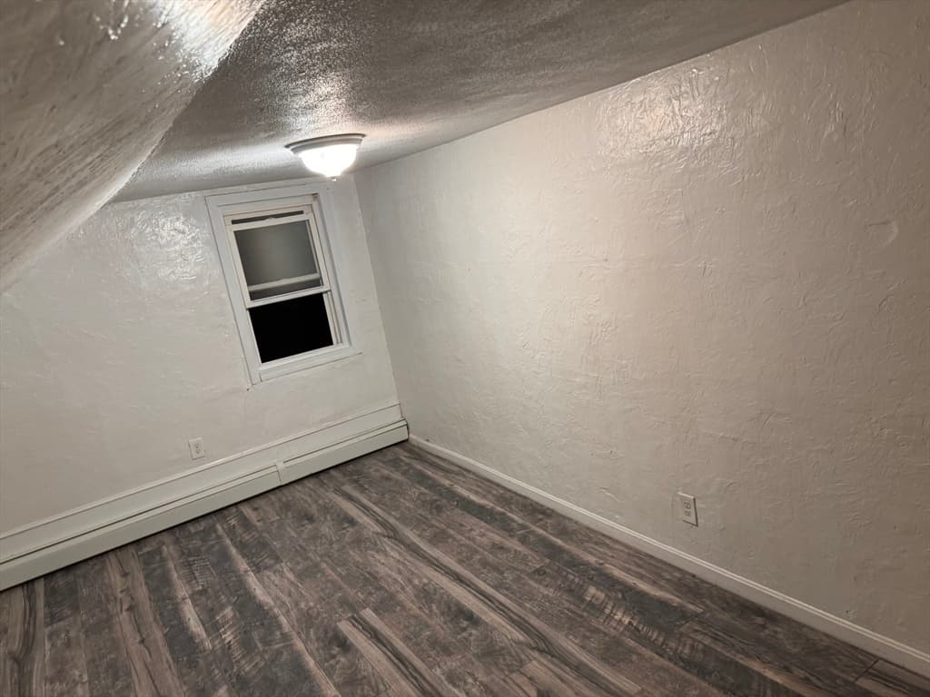 110 Knight Ave, Attleboro MA 02703 photo 17