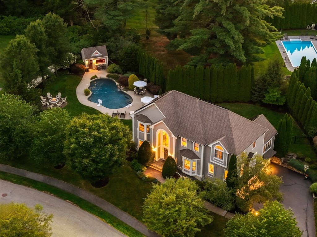 21 Leanne Drive, North Andover MA 01845