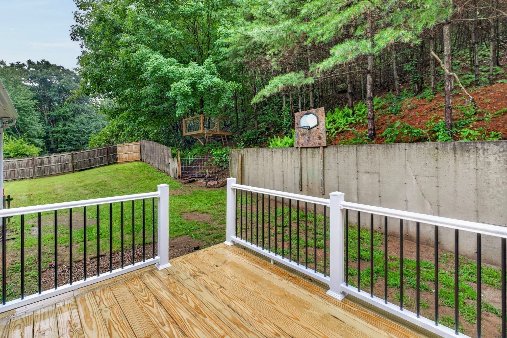 Single Family Residence at 1226 Brimfield Rd, Warren MA 01092, Warren, photo 6 of 29