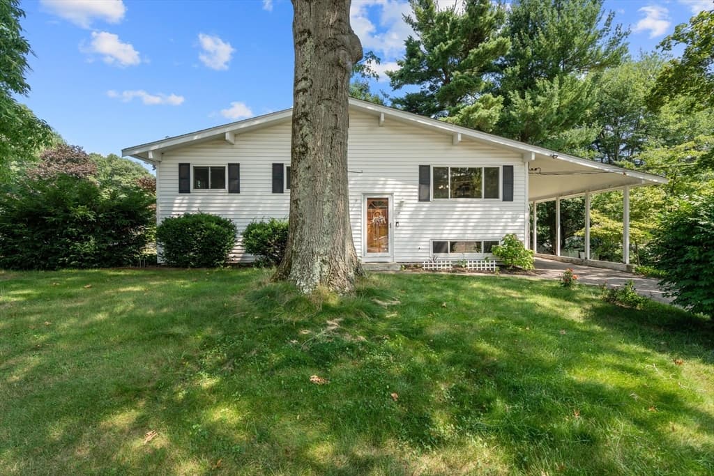 14 Richard Rd, Medway MA 02053 photo 22