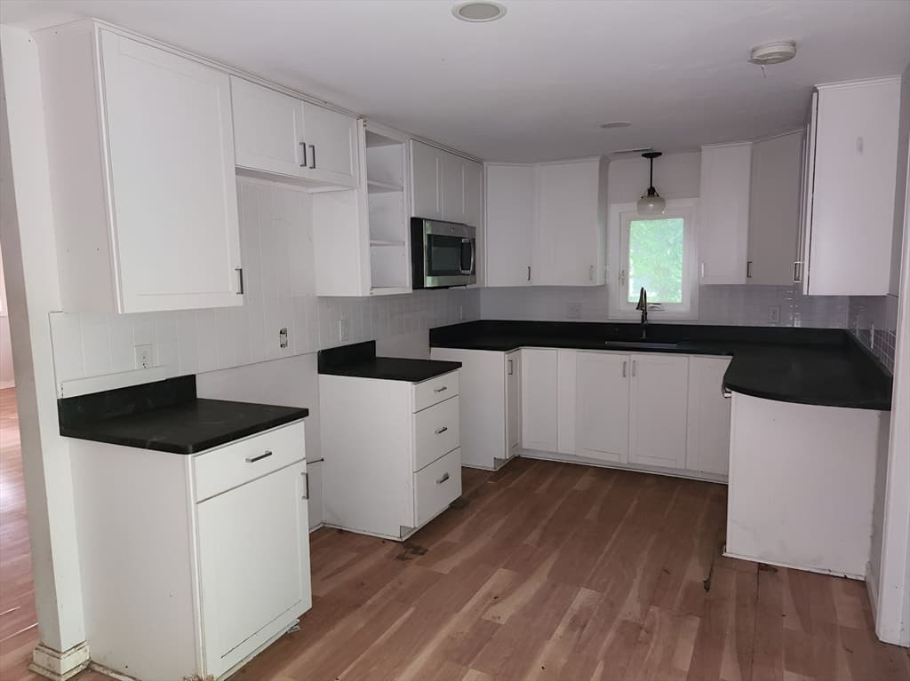 66 Lakeshore Dr, Holliston MA 01746 photo 9