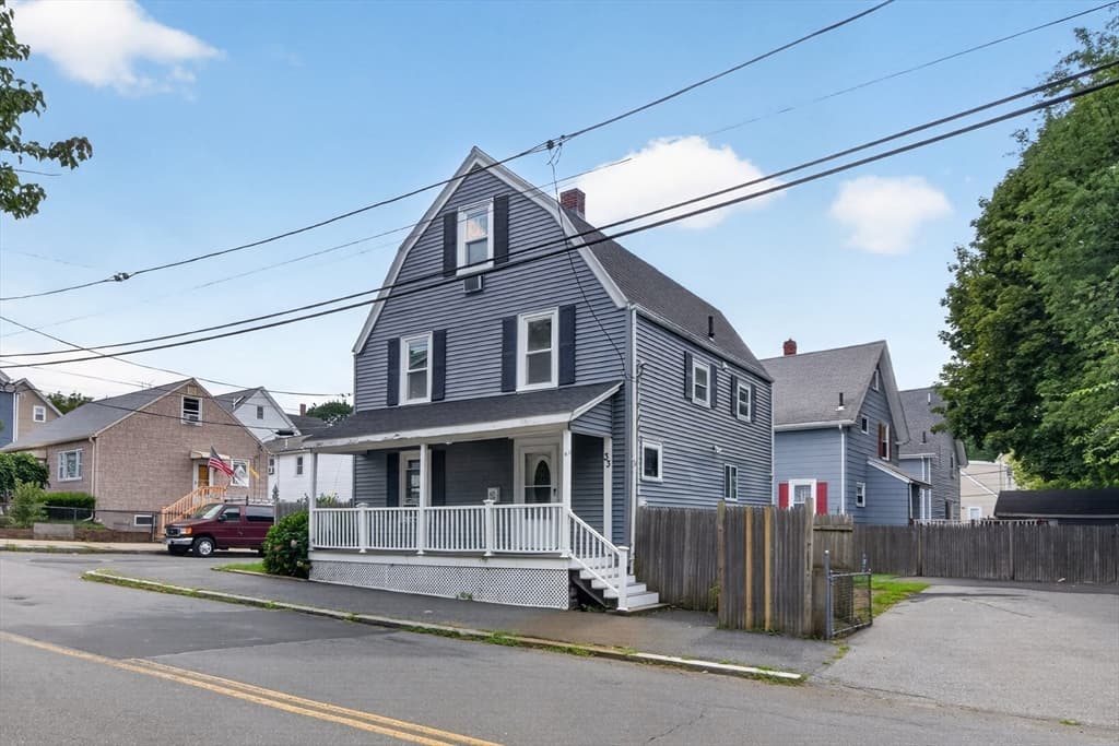 33 Pierpont St, Peabody MA 01960 photo 2