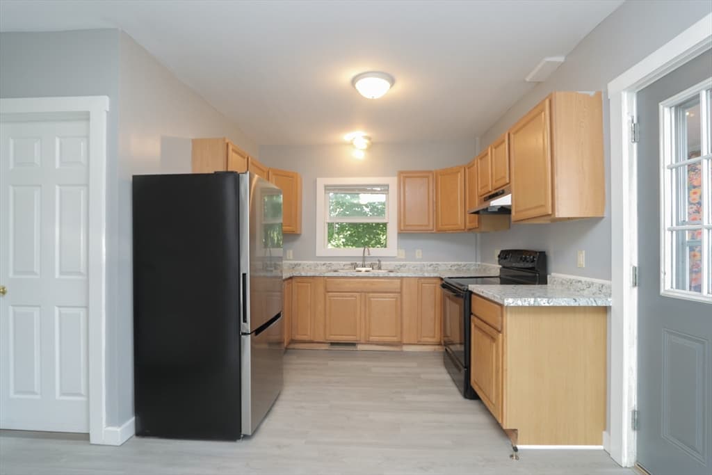 1289 S Main St., Palmer MA 01069 photo 9