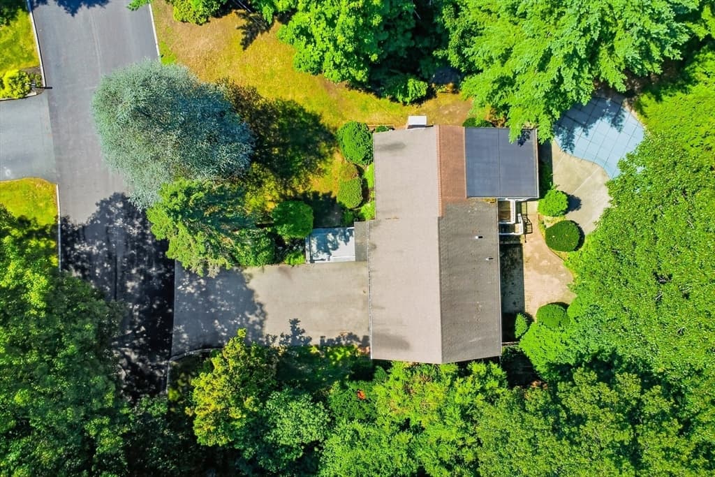 110 Thornberry Road, Winchester MA 01890 photo 32