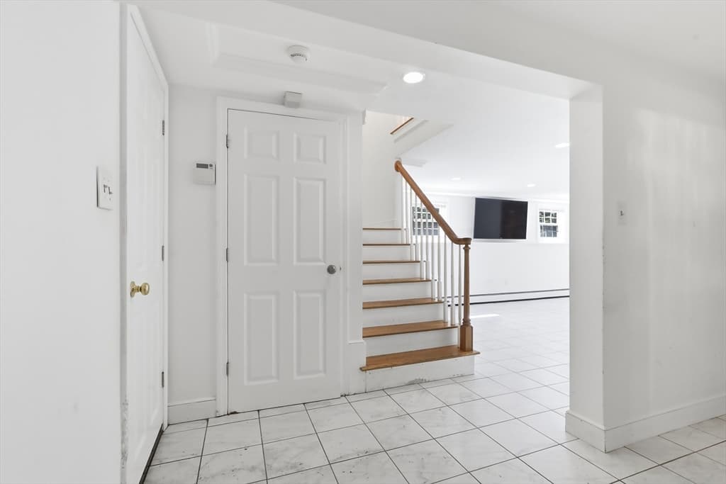 110 Thornberry Road, Winchester MA 01890 photo 21