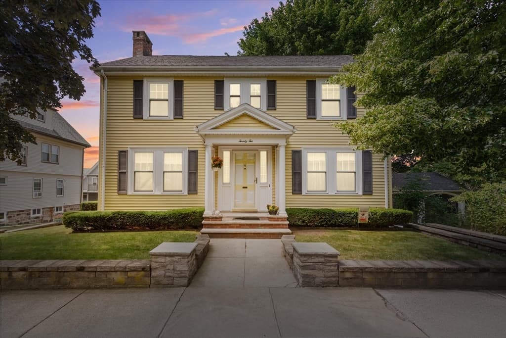 22 Gleason St, Medford MA 02155