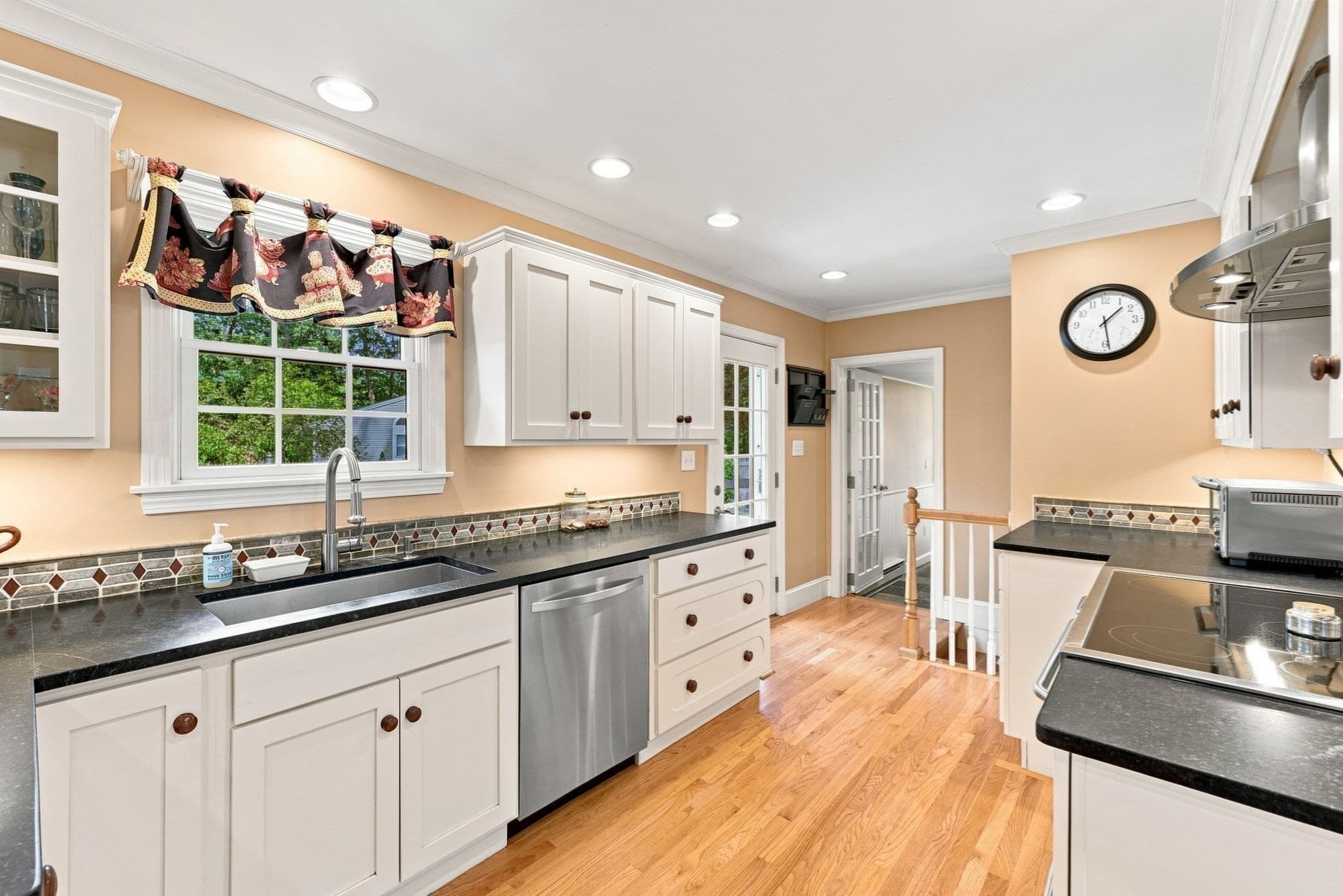 Single Family Residence at 62 Walnut Road, Hamilton MA 01982, Hamilton, photo 2 of 34