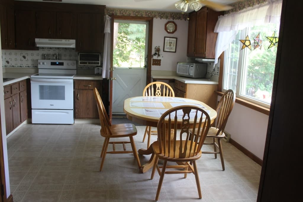 1721 South, Bridgewater MA 02324 photo 5