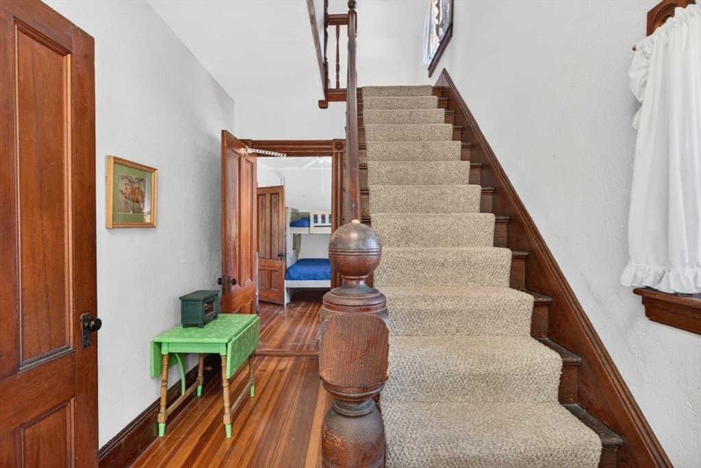 62 School St, Falmouth MA 02543 photo 13