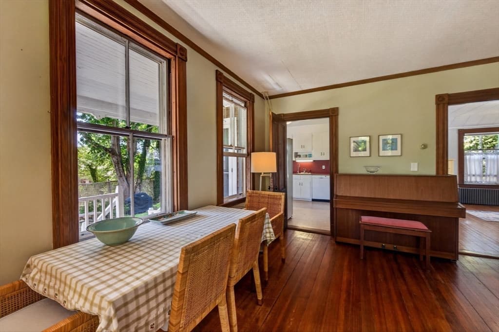 62 School St, Falmouth MA 02543 photo 16
