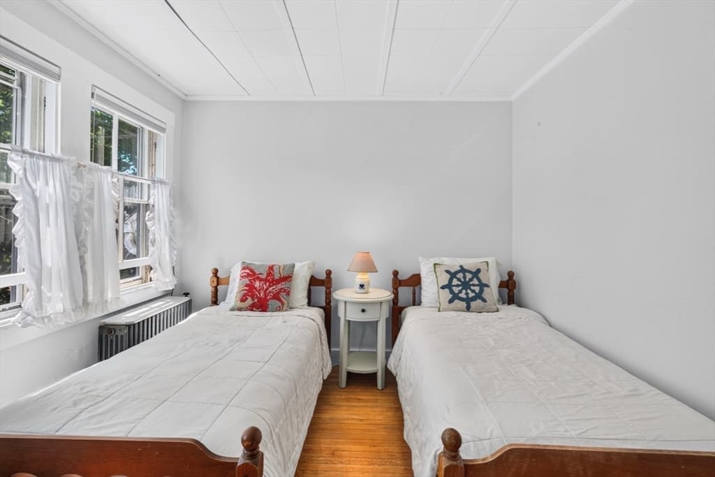 62 School St, Falmouth MA 02543 photo 31