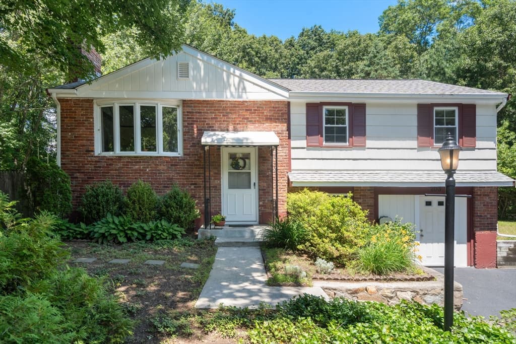 203 Turner Road, Holliston MA 01746