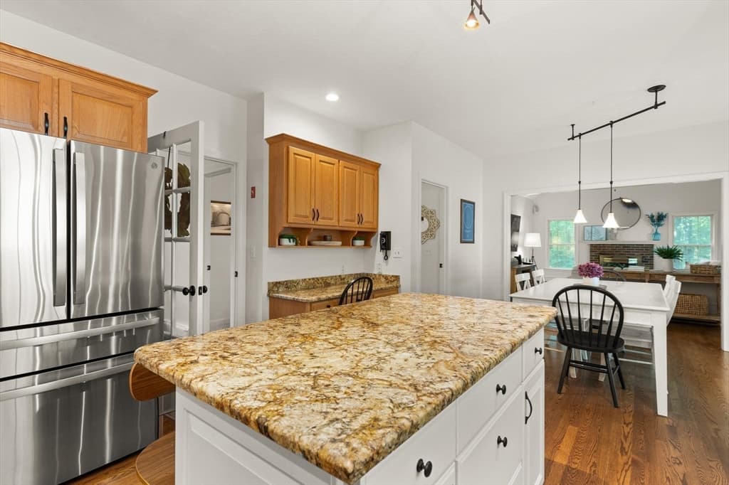 2 Brookside St, Upton MA 01568 photo 7
