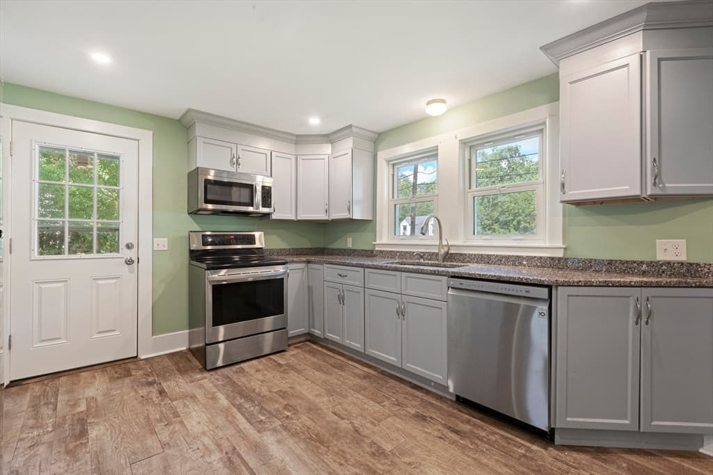 Single Family Residence at 12 Cedar Ave, Millbury MA 01527, Millbury, photo 6 of 24
