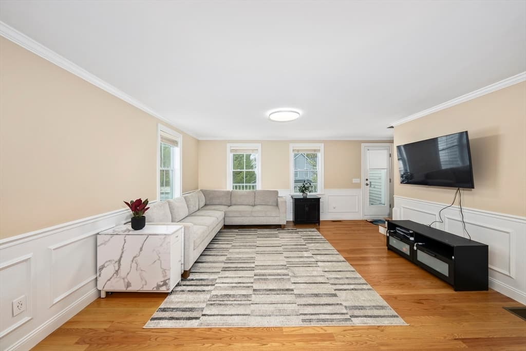 8 High St # B1, Acton MA 01720 photo 4