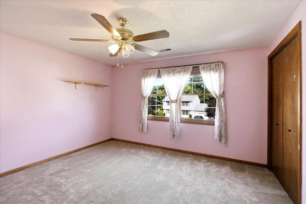 18 Scott Hollow Dr, Holyoke MA 01040 photo 20