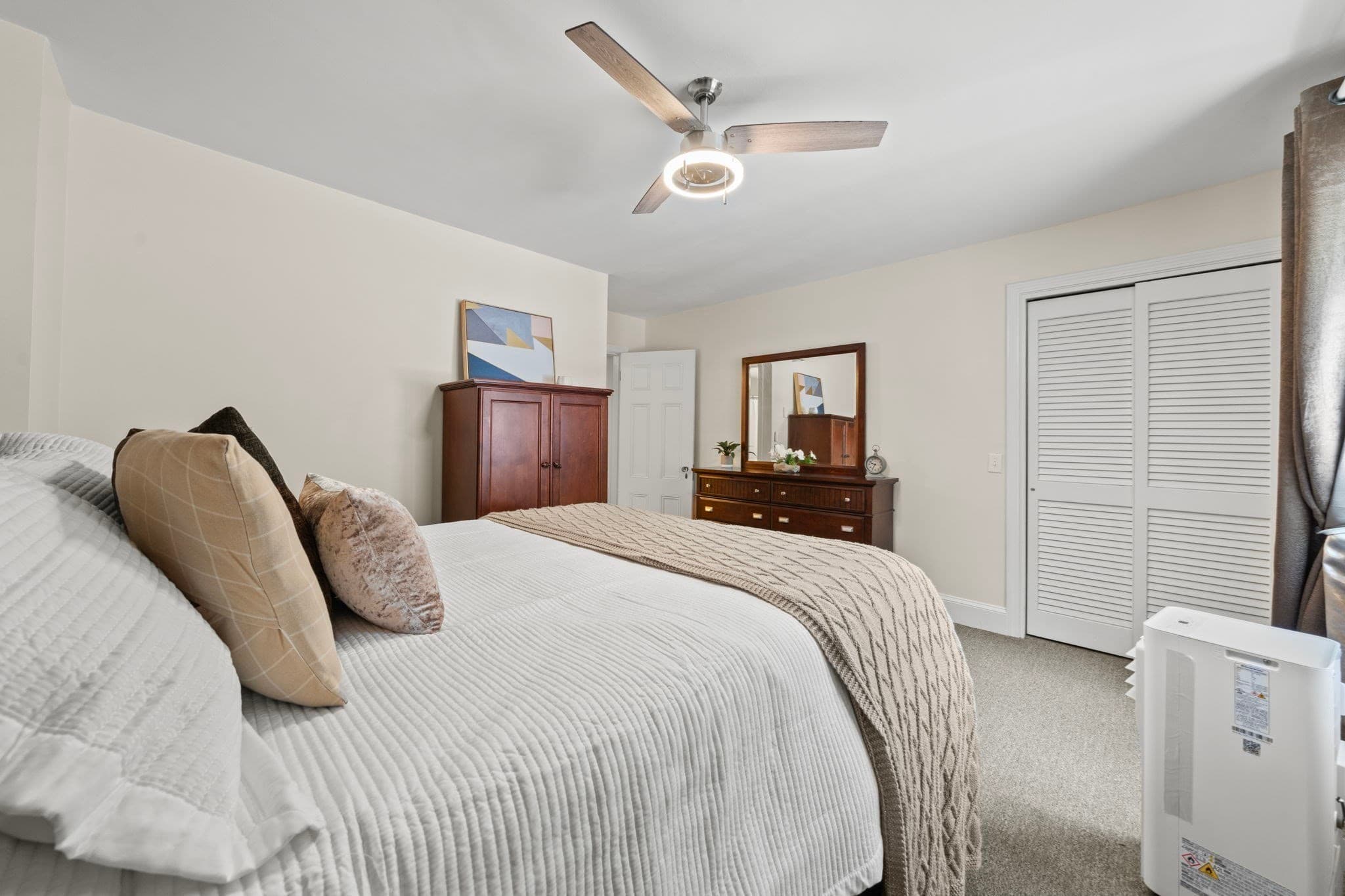 Condominium at 1401 Great Pond Road # 8, North Andover MA 01845, photo 16 of 38