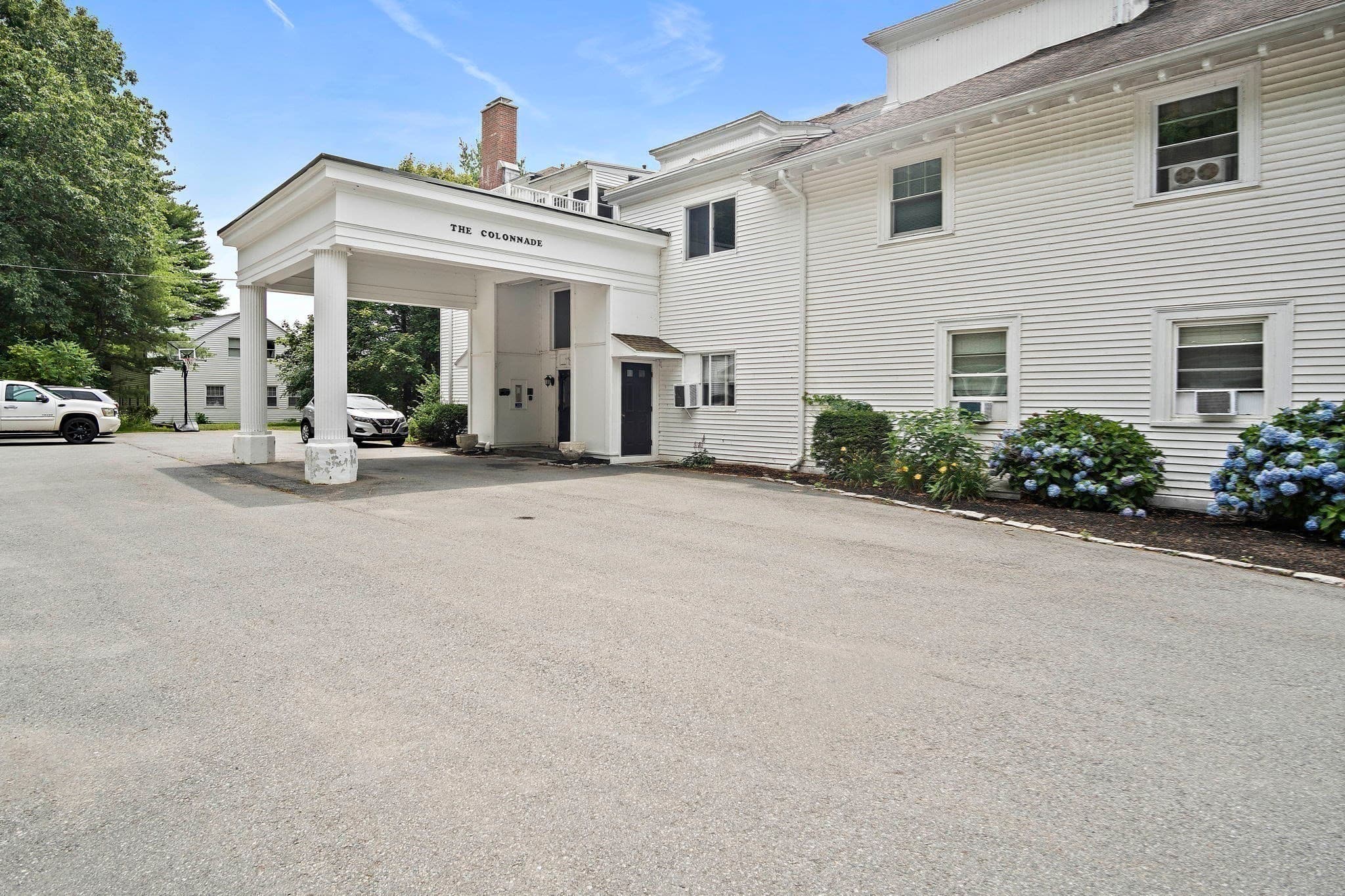 Condominium at 1401 Great Pond Road # 8, North Andover MA 01845, photo 26 of 38
