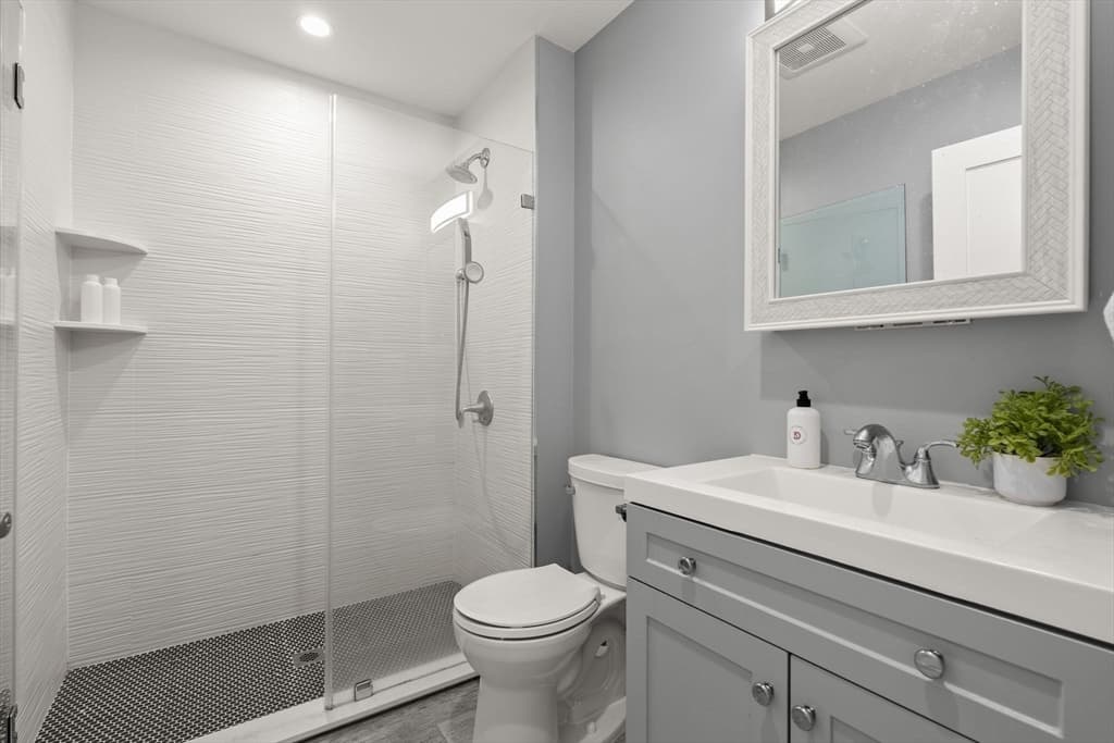 15 Ashland St # 2A, Boston MA 02122 photo 13