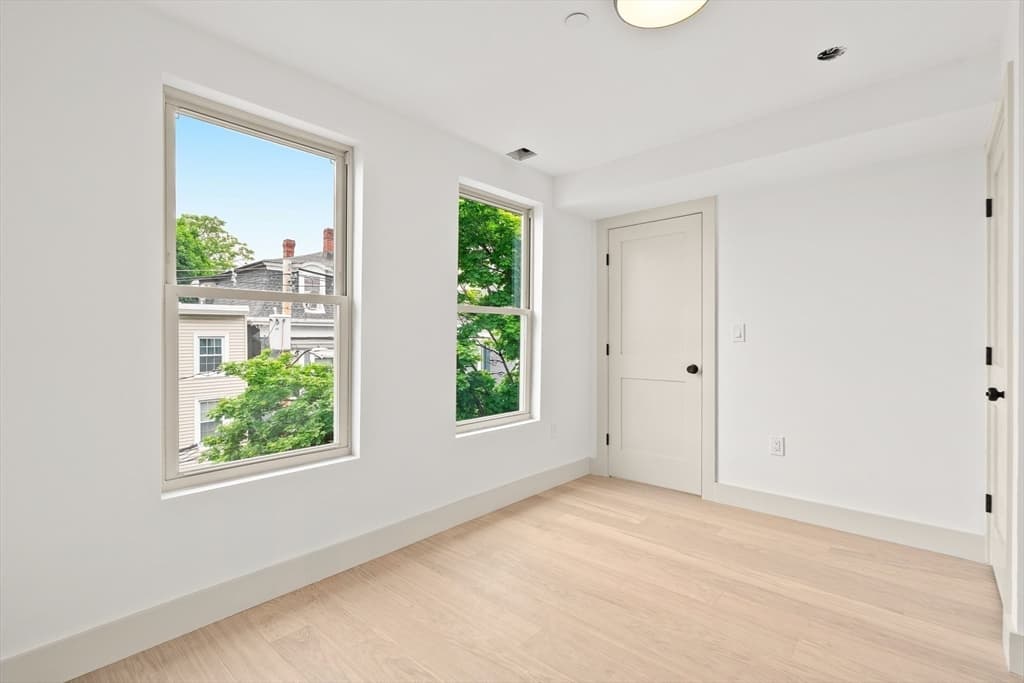 17 Princeton St # 3, Boston MA 02128 photo 6