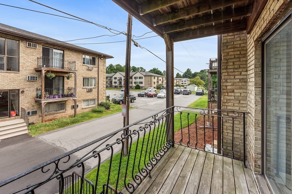 345 Pawtucket Blvd # 14, Lowell MA 01854 photo 30