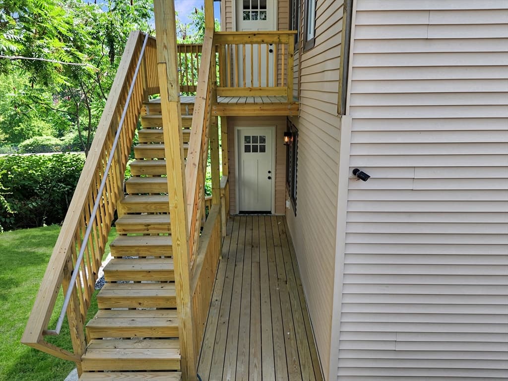 8 Sheldon St, Fitchburg MA 01420 photo 14