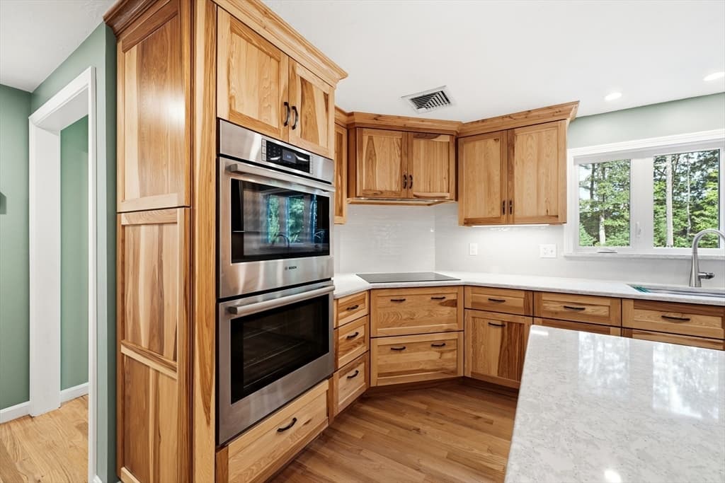 711 Chicopee Row, Groton MA 01450 photo 6