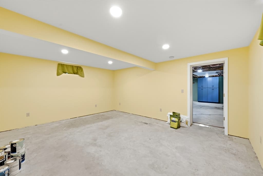 711 Chicopee Row, Groton MA 01450 photo 28
