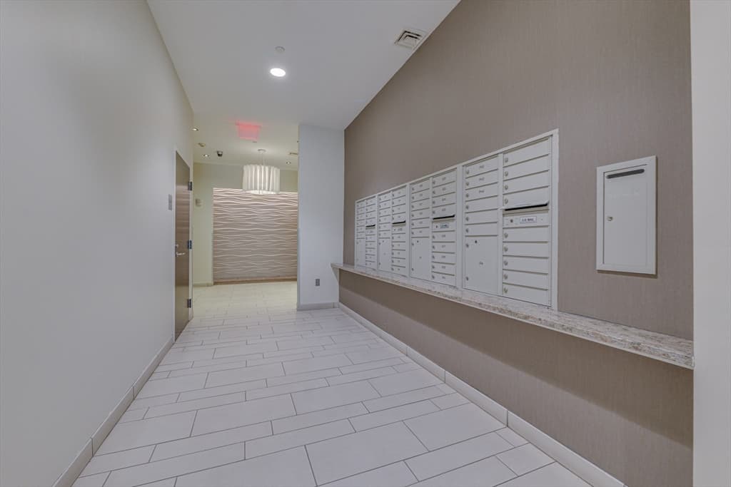 43 Westland Ave # 409, Boston MA 02115 photo 27