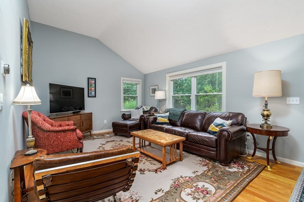 167 Willow St, Acton MA 01720 photo 6