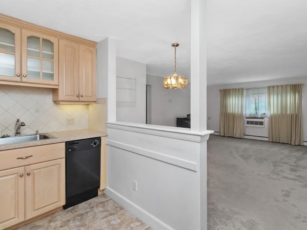 40 Whitman Road # 2, Waltham MA 02453 photo 6