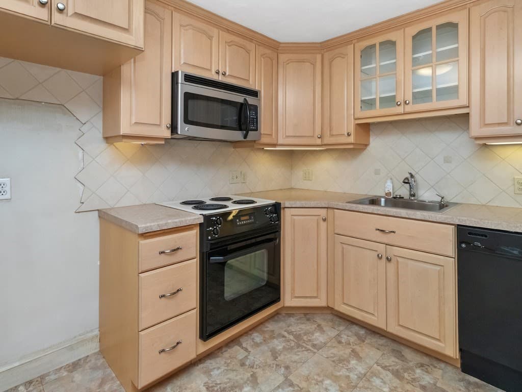 40 Whitman Road # 2, Waltham MA 02453 photo 3