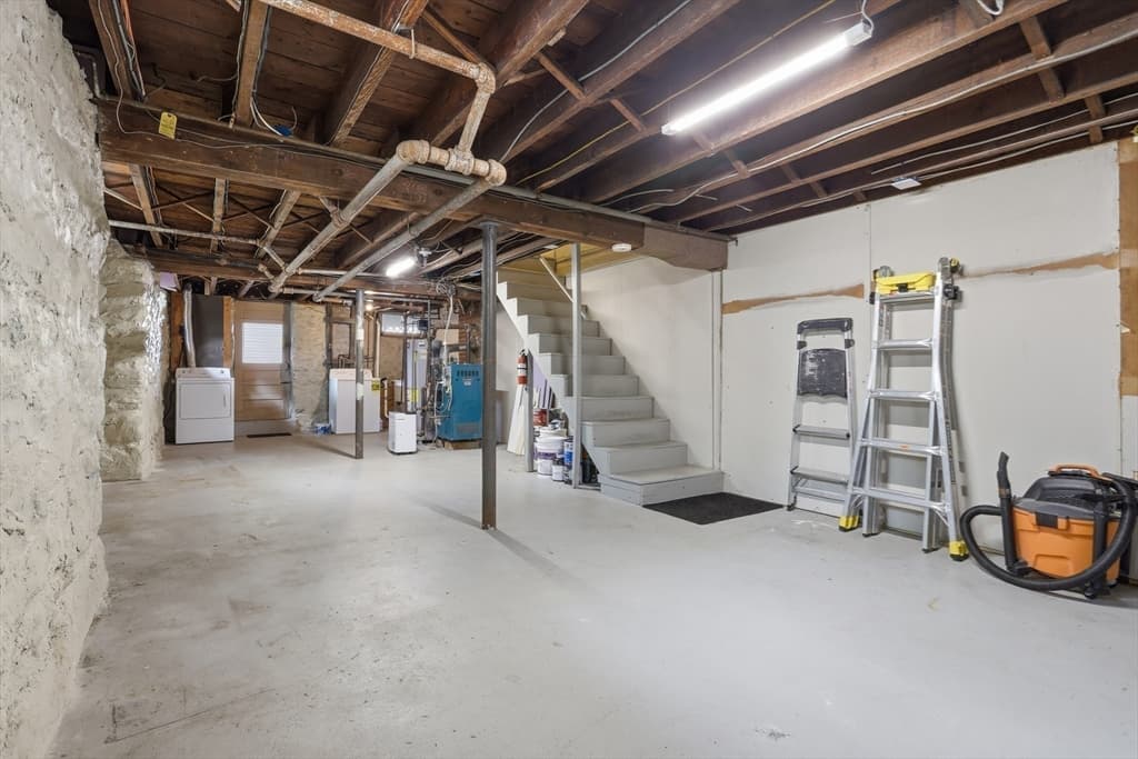 34 Daniels St # 34, Lowell MA 01852 photo 28