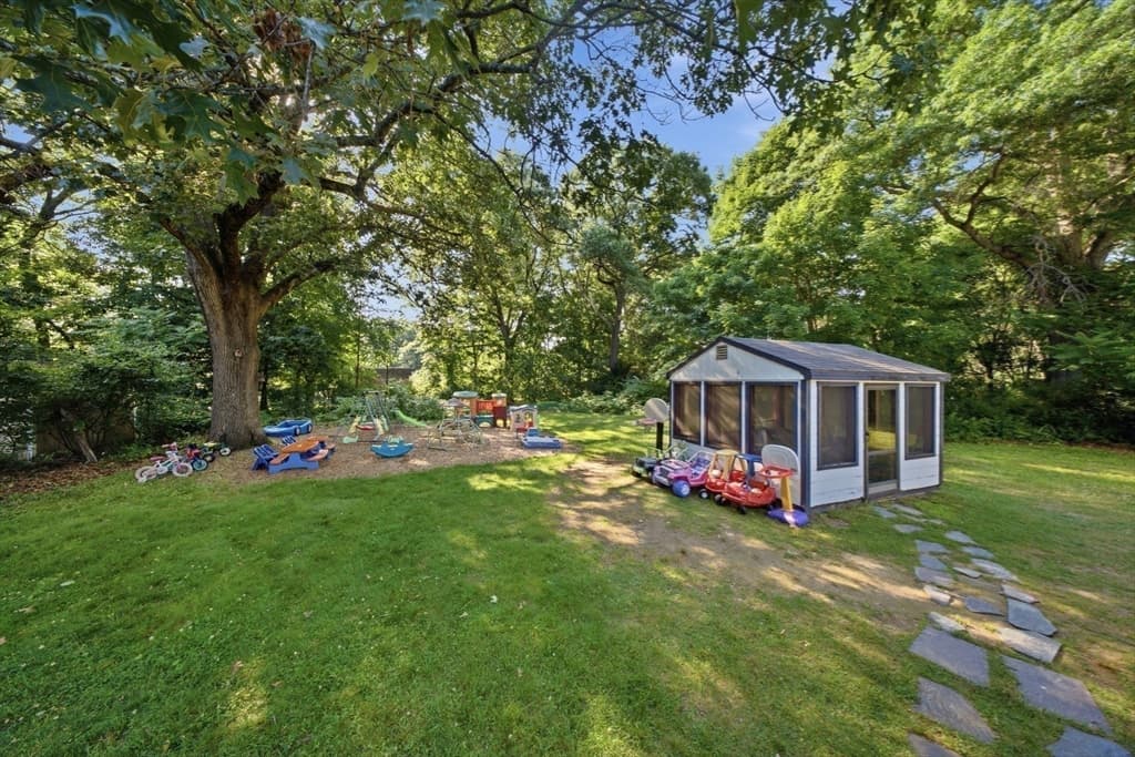 330 Lake St, Shrewsbury MA 01545 photo 20
