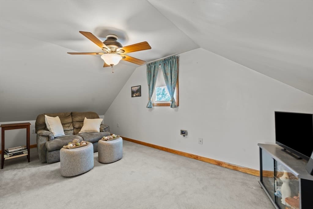 14 Richard Cir, Woburn MA 01801 photo 31