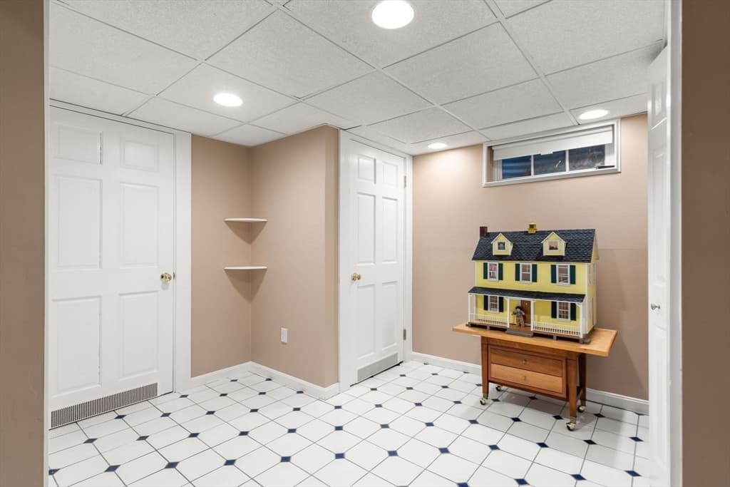 42 Sheridan Rd, Wellesley MA 02481 photo 26